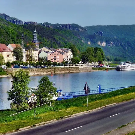 Schloss Prossen Apartmanhotel 4*